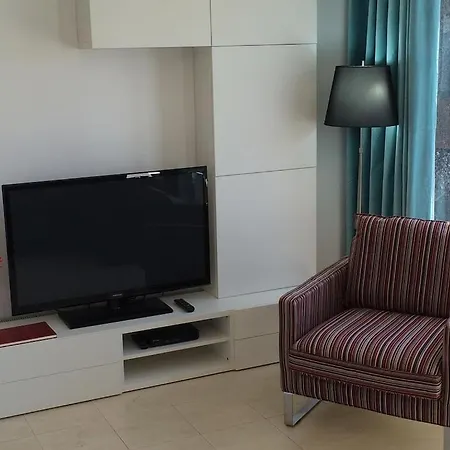 Front Line, Contemporary, Newly Refurbished, Stunning Sea Views, Pool, Wifi, Sky Appartement *
